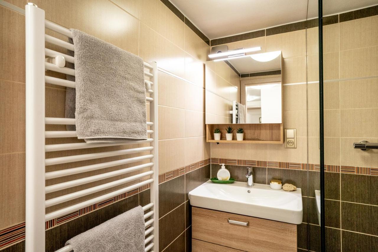 Apartman U Jirika Podebrady Luaran gambar